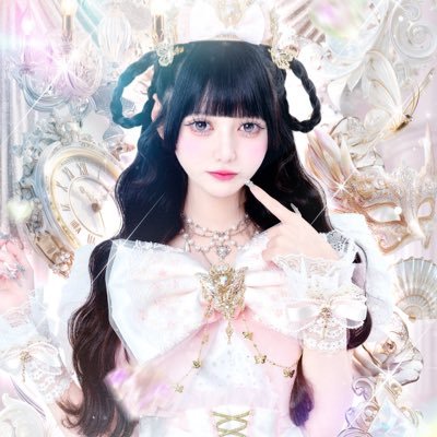 白咲りこ。