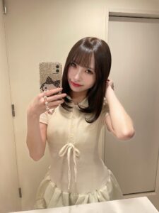 中野あね、素顔での近況報告に反響「存在忘れてない〜？」