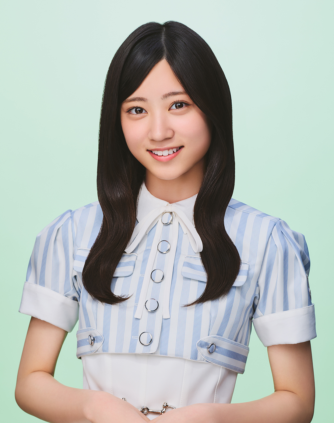 川端 晃菜