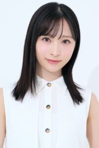 小栗有以2027年カレンダー解禁!大阪・東京でお渡し会も
