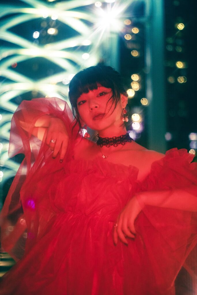 SENA、ソロ始動!「Midnight Showtime」11/11配信解禁