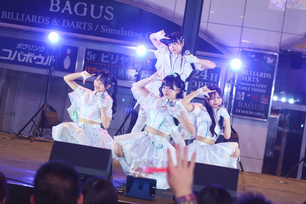 瞬間恋愛、歌舞伎町660人熱狂！札幌コレ出演＆デビューライブも電撃発表