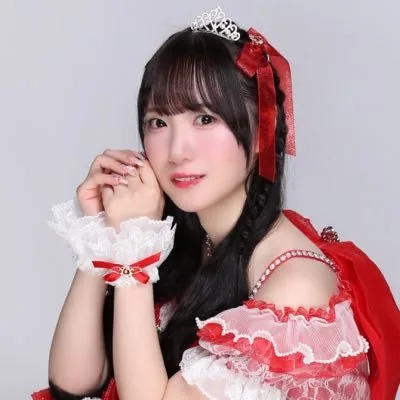 上月せれな ロゴ