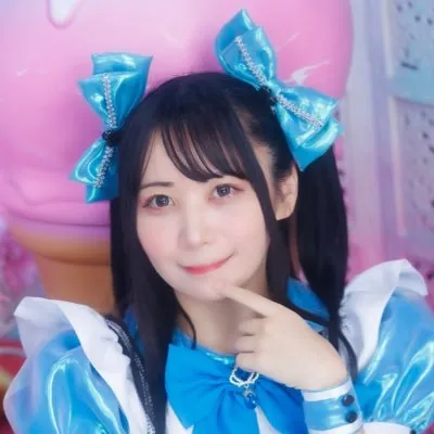 如月ひなの