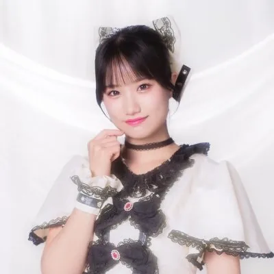 紅羽まりん