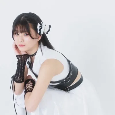 新木美衣