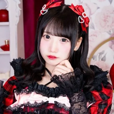 西野もえ