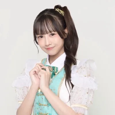 鈴野那奈