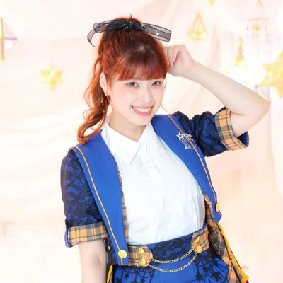 竹ノ内奈央