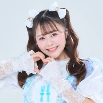 萌々井さ〜や