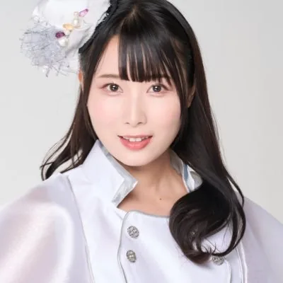 斉東由奈