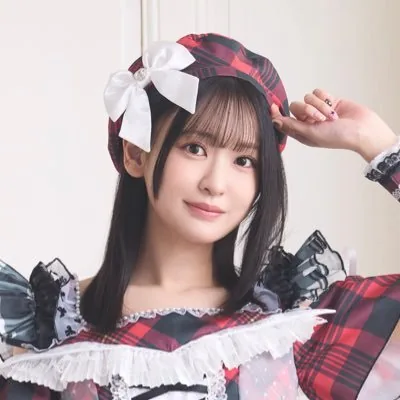 香田メイ